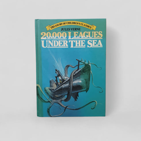20,000 Leagues Under the Sea by Jules Verne - Books Worth Keeping
