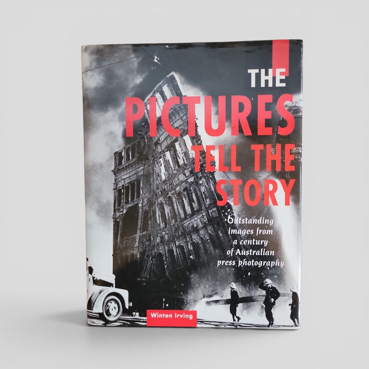 The Pictures Tell the Story by Winton Irving - book cover