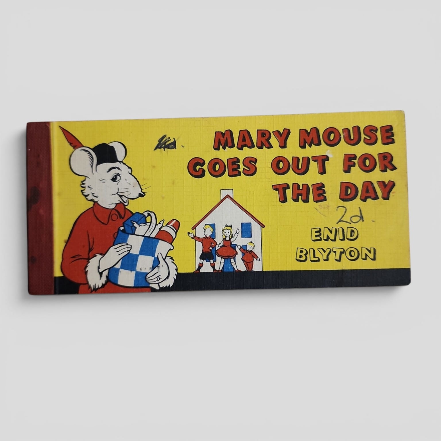 Front cover of Mary Mouse Goes Out for the Day by Enid Blyton, 1961 first edition