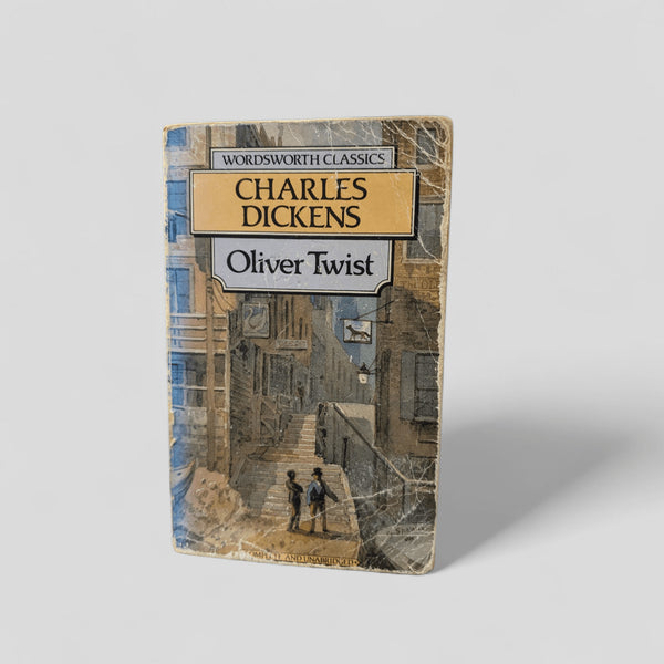 Oliver Twist by Charles Dickens (Wordsworth Classics) - Books Worth Keeping