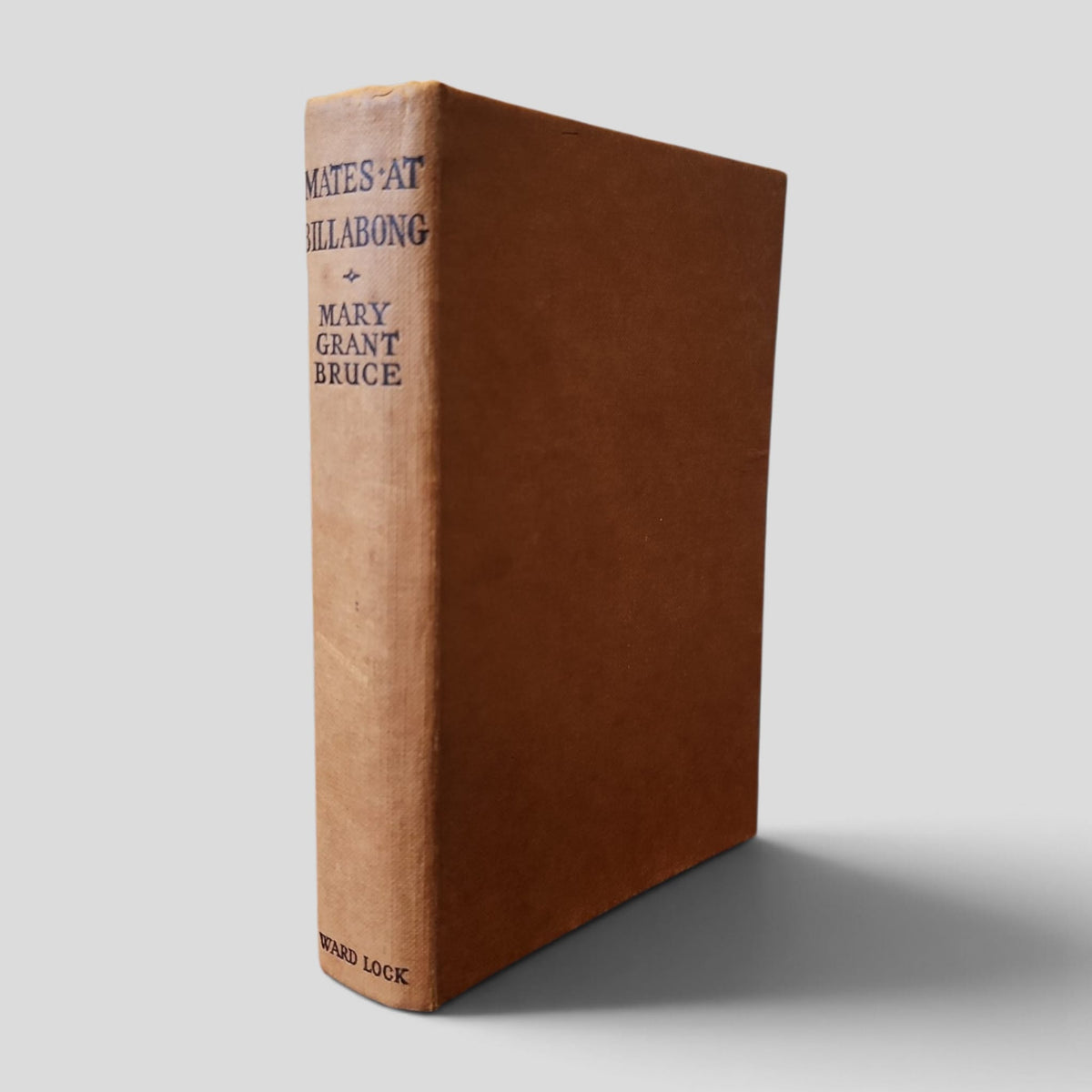 Mates at Billabong by Mary Grant Bruce — front cover