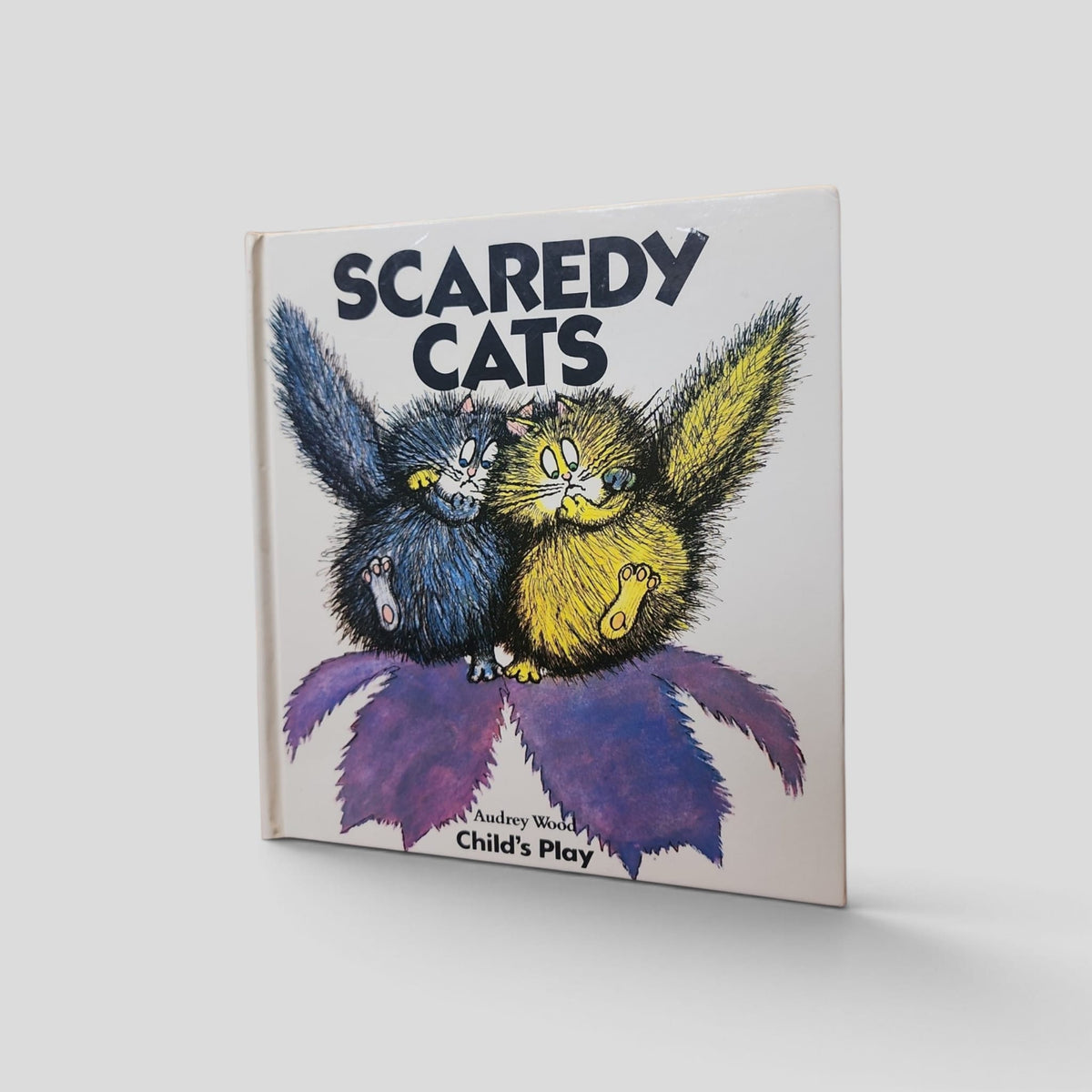 Front cover of Scaredy Cats, Child's Play