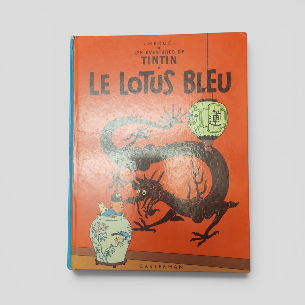 LE LOTUS BLEU by HERGÉ - book cover
