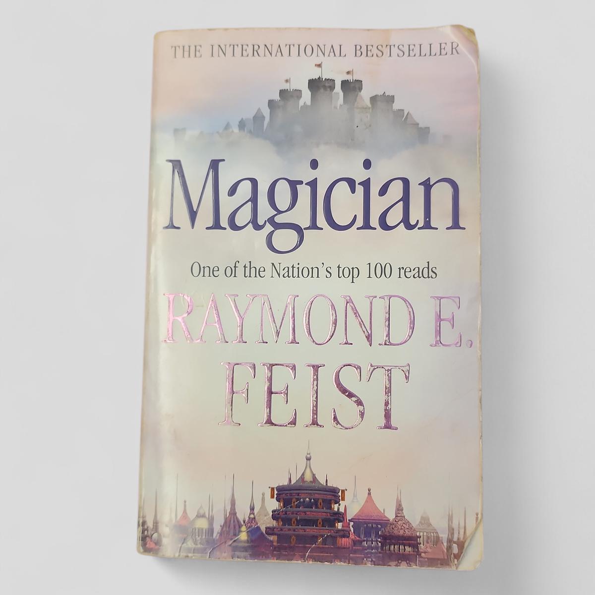 Magician by Raymond E. Feist - book cover