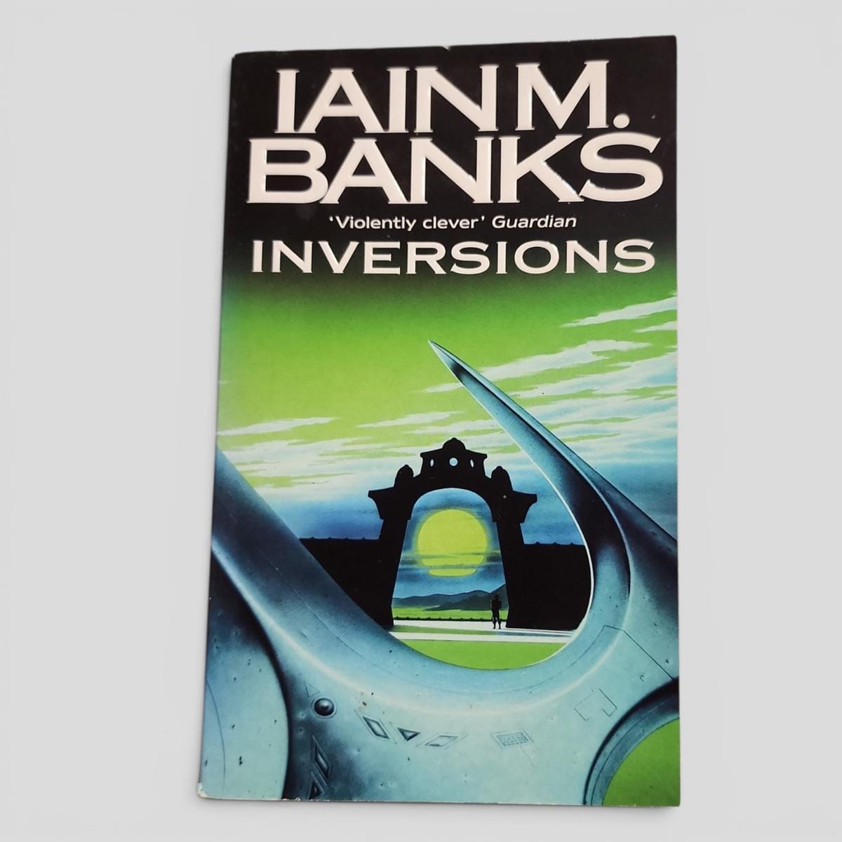 Inversions by Iain M. Banks - book cover