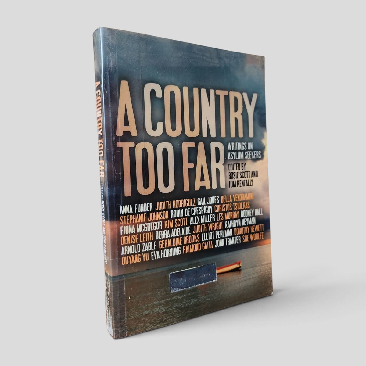 Front cover of A Country Too Far by Rosie Scott and Tom Keneally — actual used copy.