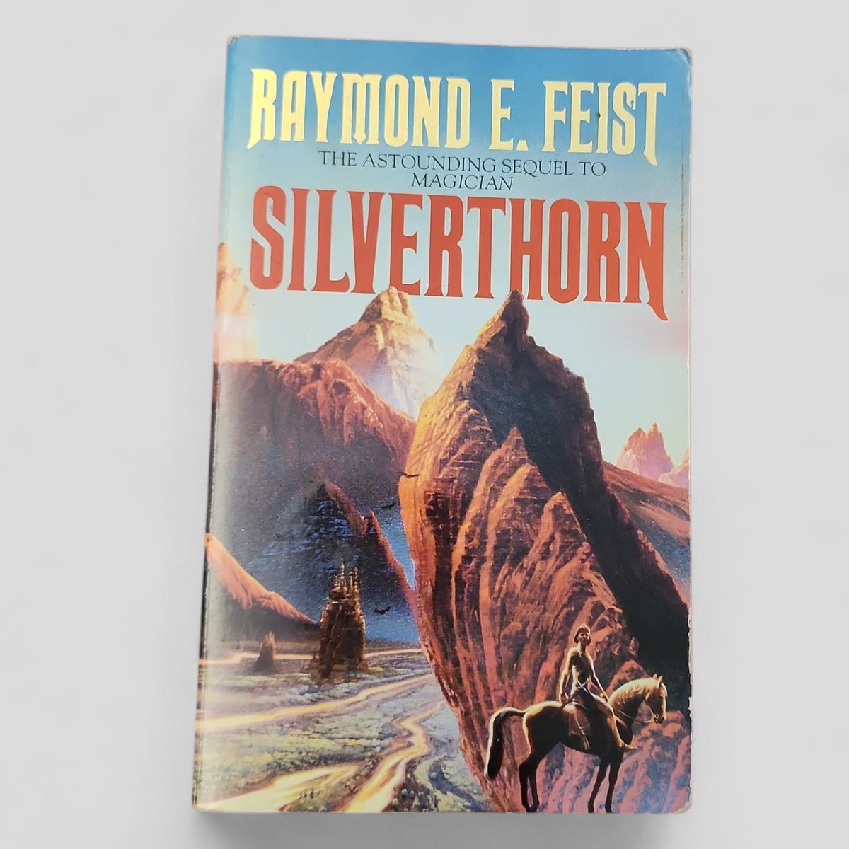 Silverthorn by Raymond E. Feist - book cover