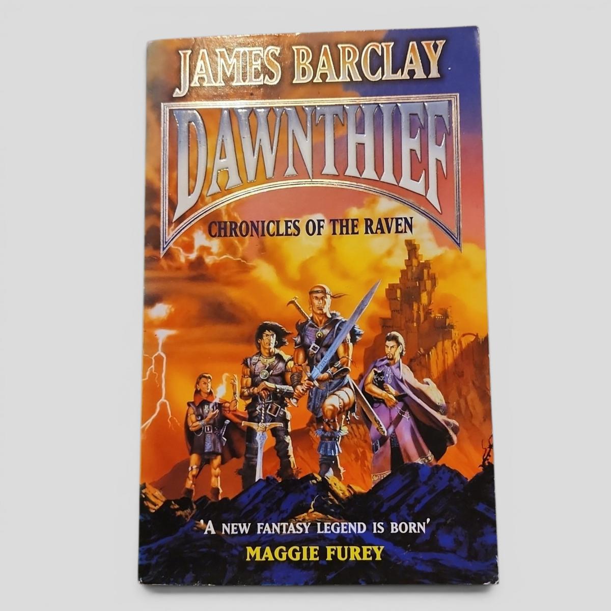 Dawnthief: Chronicles of the Raven by James Barclay - book cover
