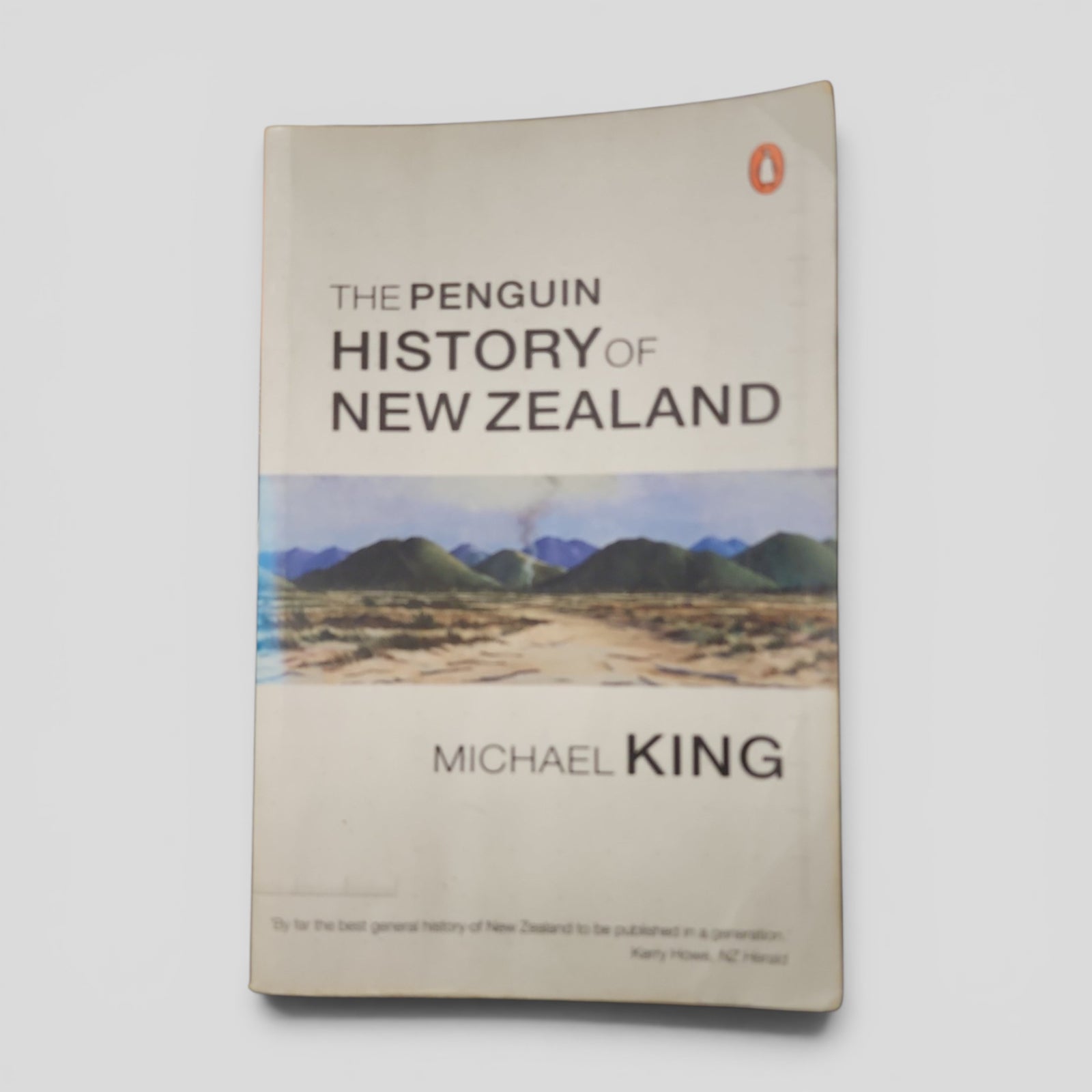 The Penguin History of New Zealand by Michael King