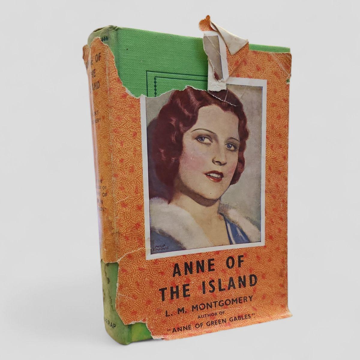 Anne of the Island by L.M. Montgomery - Books Worth Keeping