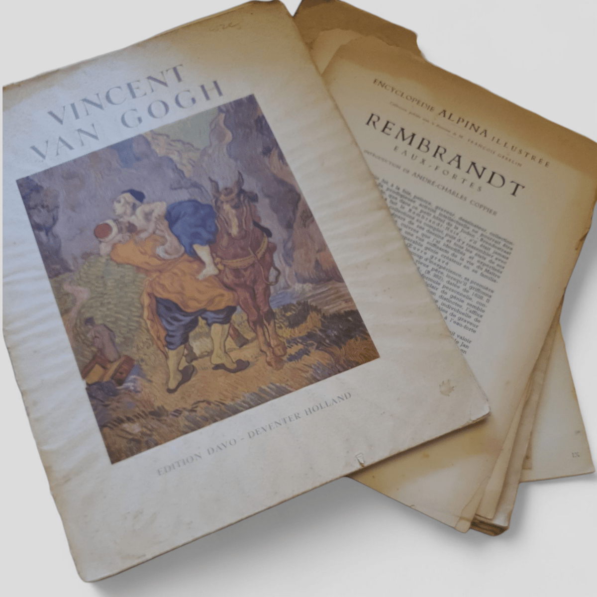 Assortment of Vintage Art Poster Books and Plates - Books Worth Keeping