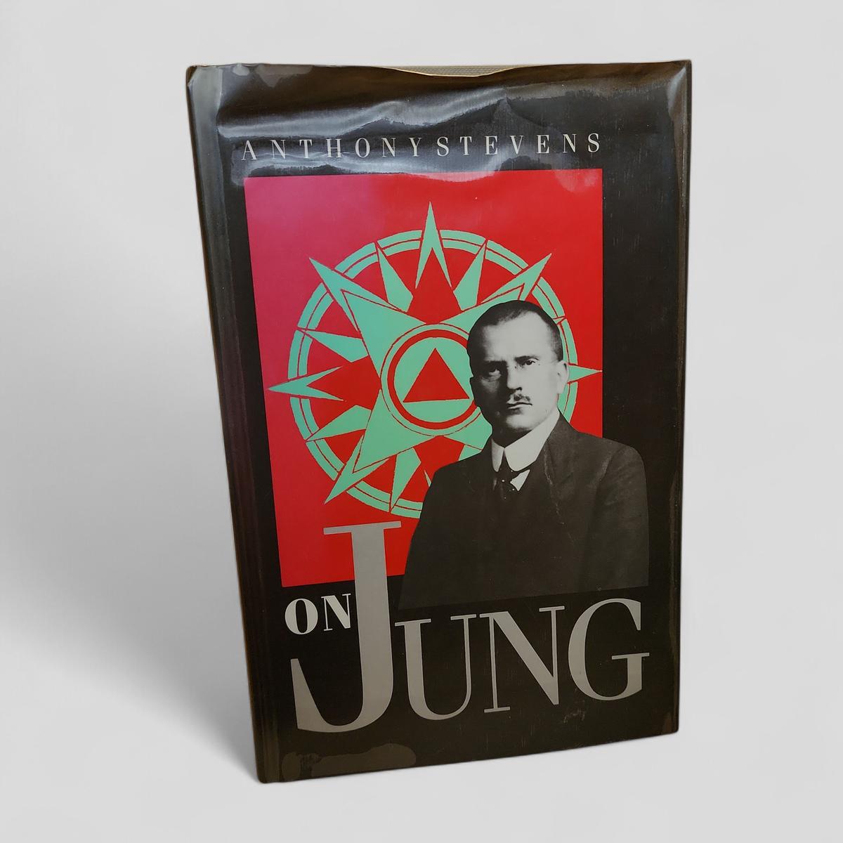 On Jung by Anthony Stevens - book cover