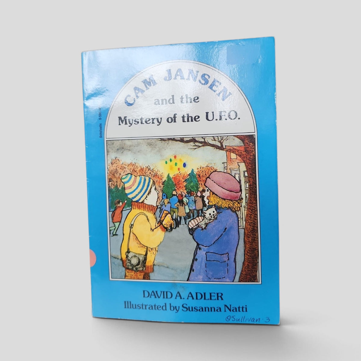 Cam Jansen and the Mystery of the U.F.O. by David A. Adler – paperback front cover