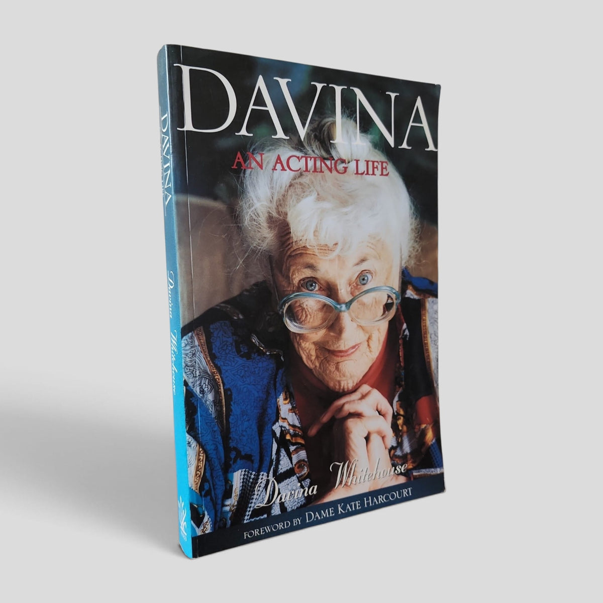 Davina: An Acting Life by Davina Whitehouse — front cover