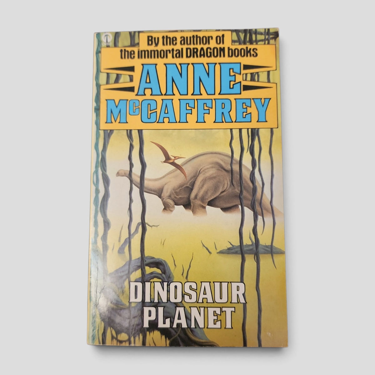 Dinosaur Planet by Anne McCaffrey
