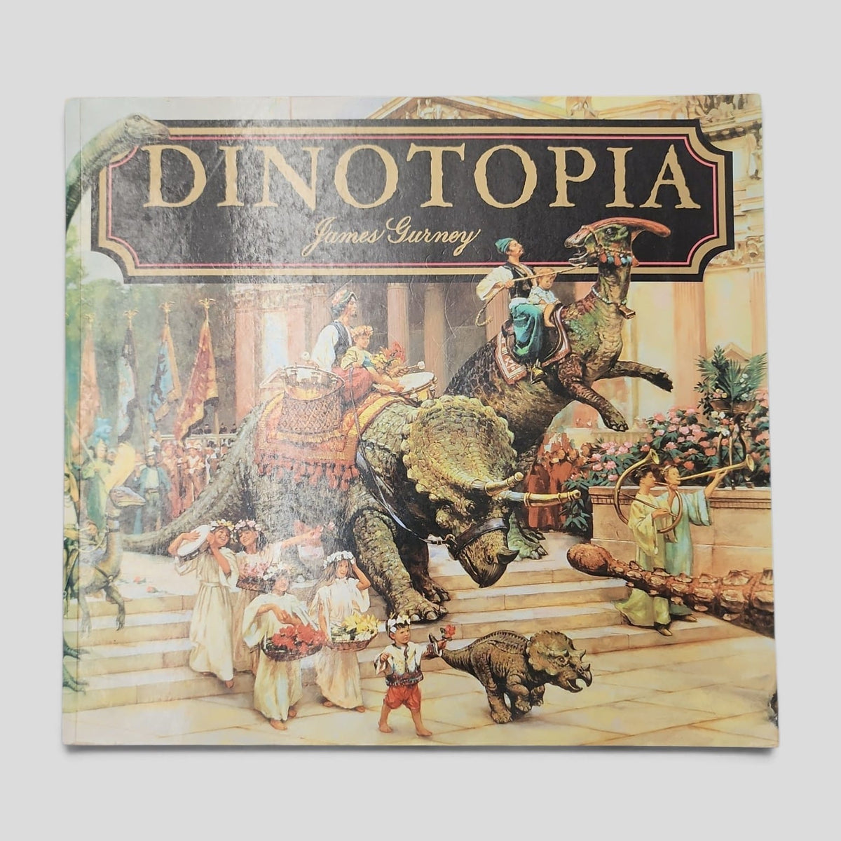 Dinotopia: A Land Apart from Time by James Gurney, 1992 Australian edition cover