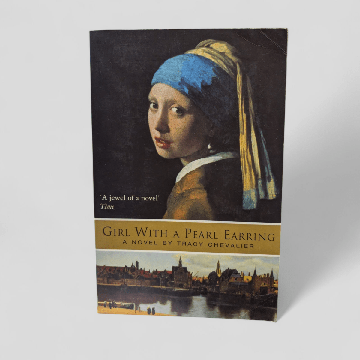 Girl With A Pearl Earring by Tracy Chevalier - Books Worth Keeping