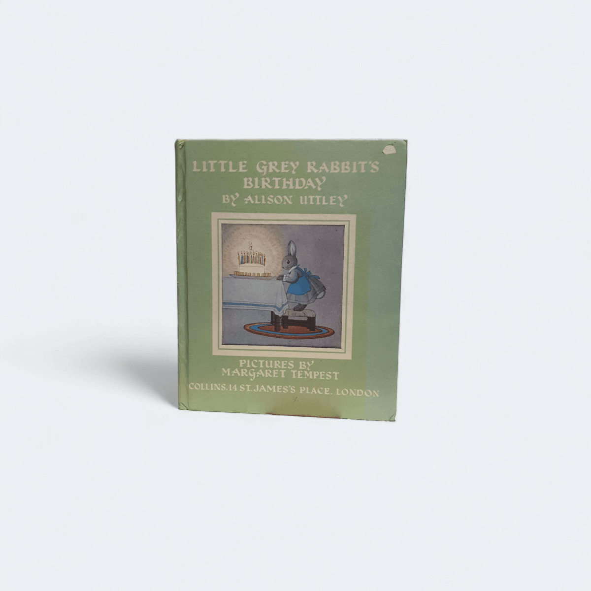 Little Grey Rabbit’s Birthday – Alison Uttley - Books Worth Keeping