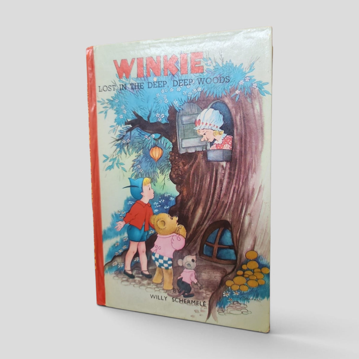 Front cover of Winkie Lost in the Deep, Deep Woods by Willy Schermele
