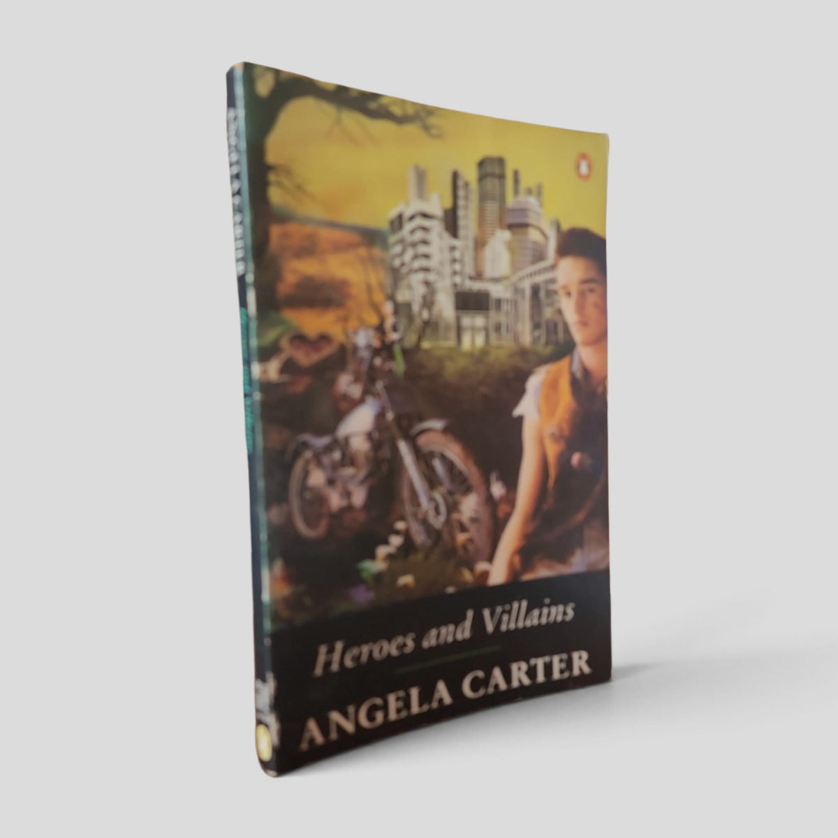 Heroes and Villains by Angela Carter — front cover