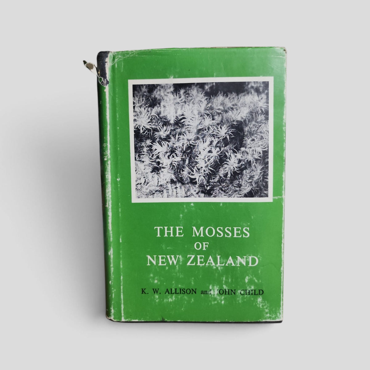 The Mosses of New Zealand by K. W. Allison and John Child — front cover