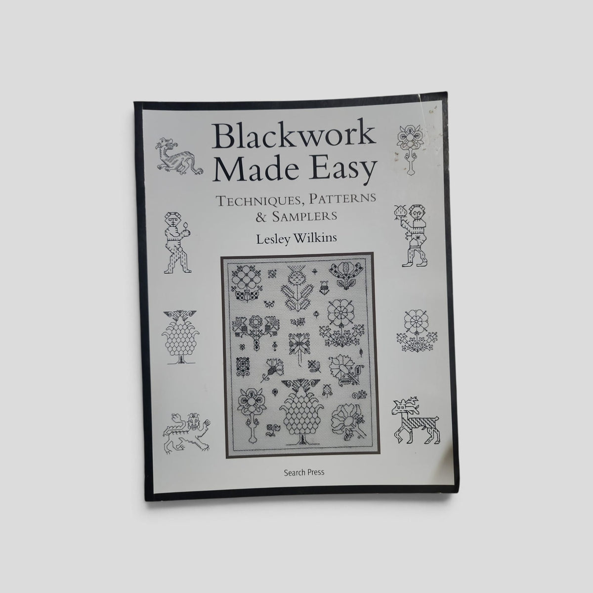 Blackwork Made Easy by Lesley Wilkins — front cover