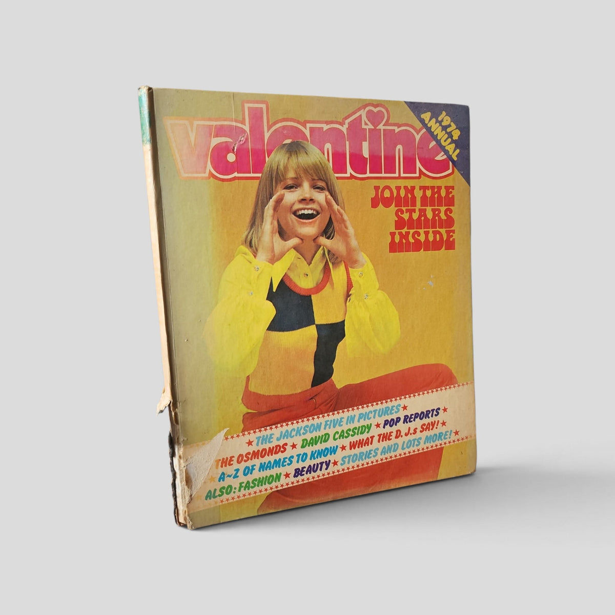 Valentine Annual 1974 by Various Contributors — front cover