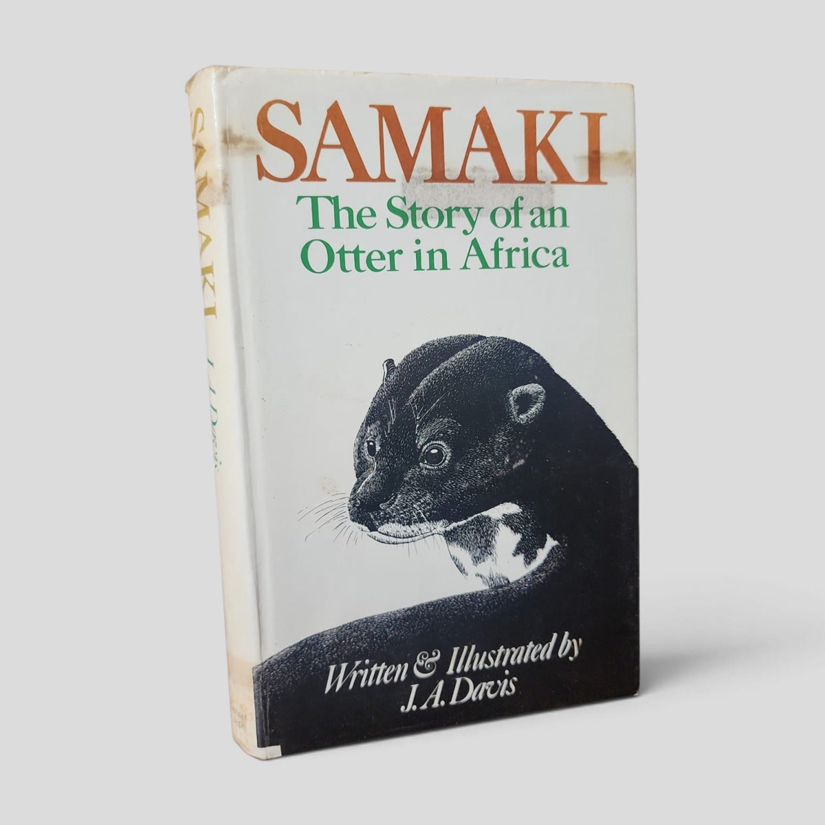 Samaki: The Story of an Otter in Africa by J. A. Davis — front cover