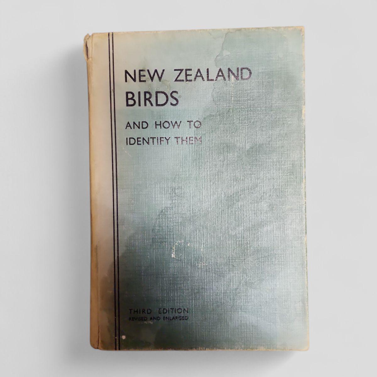 New Zealand Birds and How to Identify Them by Perrine Moncrieff - Books Worth Keeping