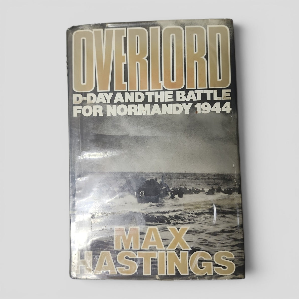 Front cover of Overlord: D-Day and the Battle for Normandy 1944 by Max Hastings