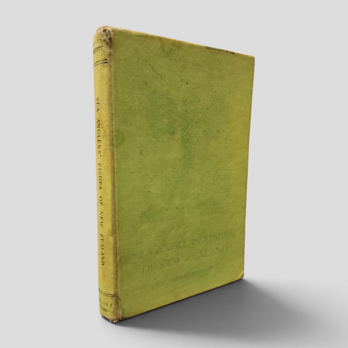 Sea Anglers' Fishes of New Zealand by Arthur W. Parrott, 1957 hardcover; actual copy front cover