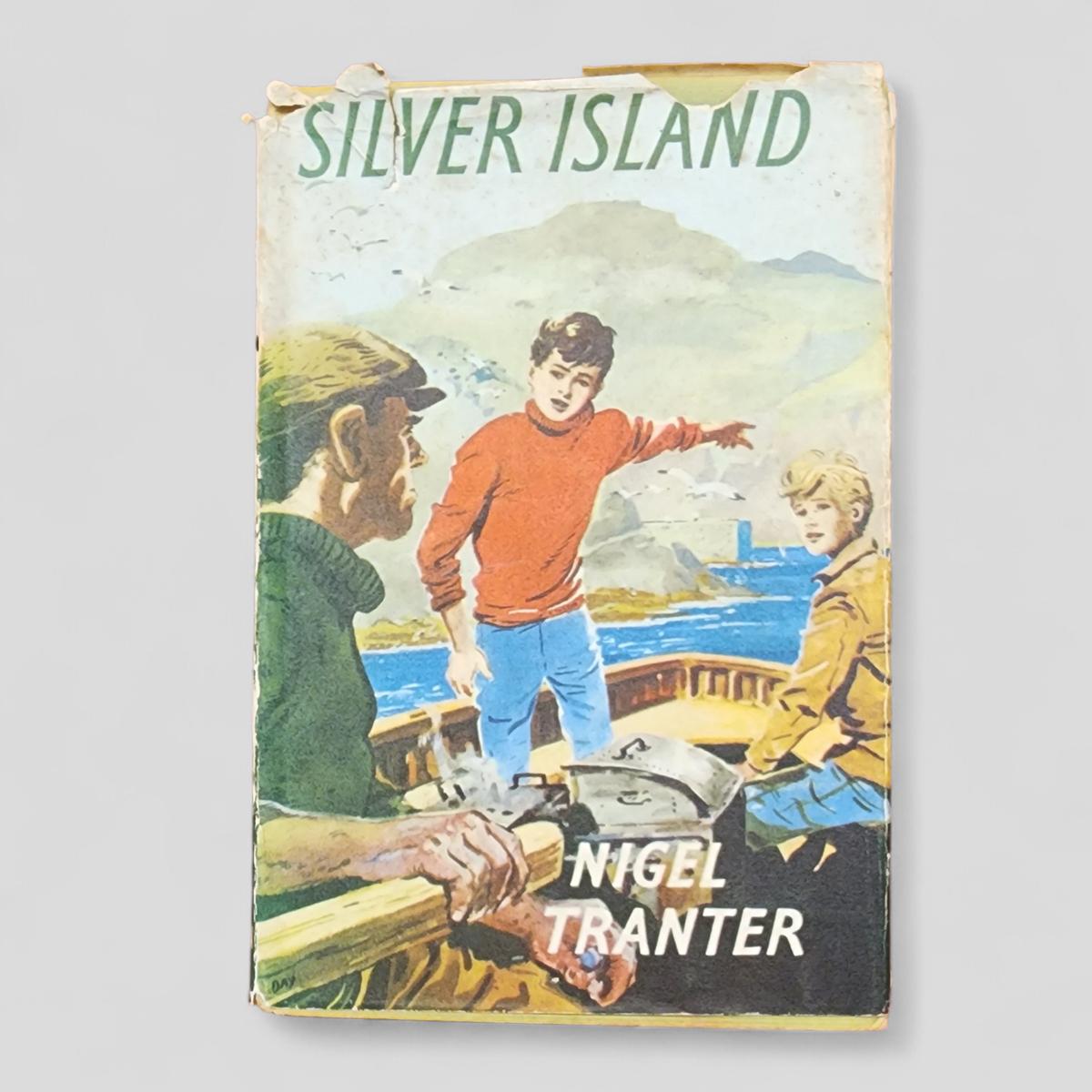 Silver Island by Nigel Tranter - Books Worth Keeping