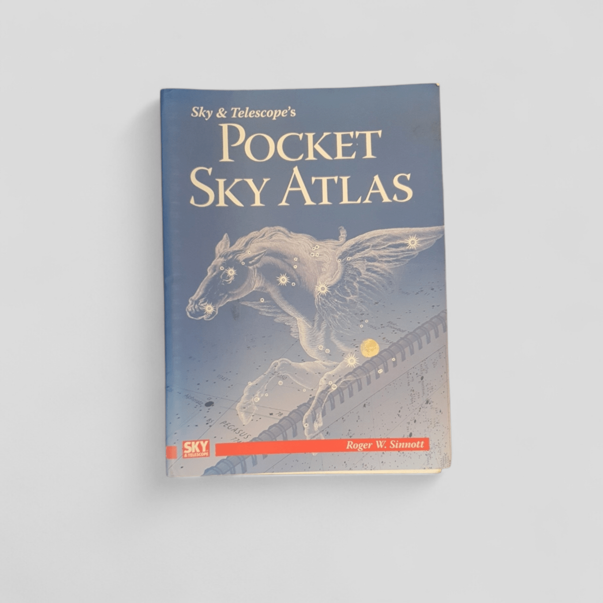 Sky &amp; Telescope's Pocket Sky Atlas by Roger W. Sinnott - Books Worth Keeping