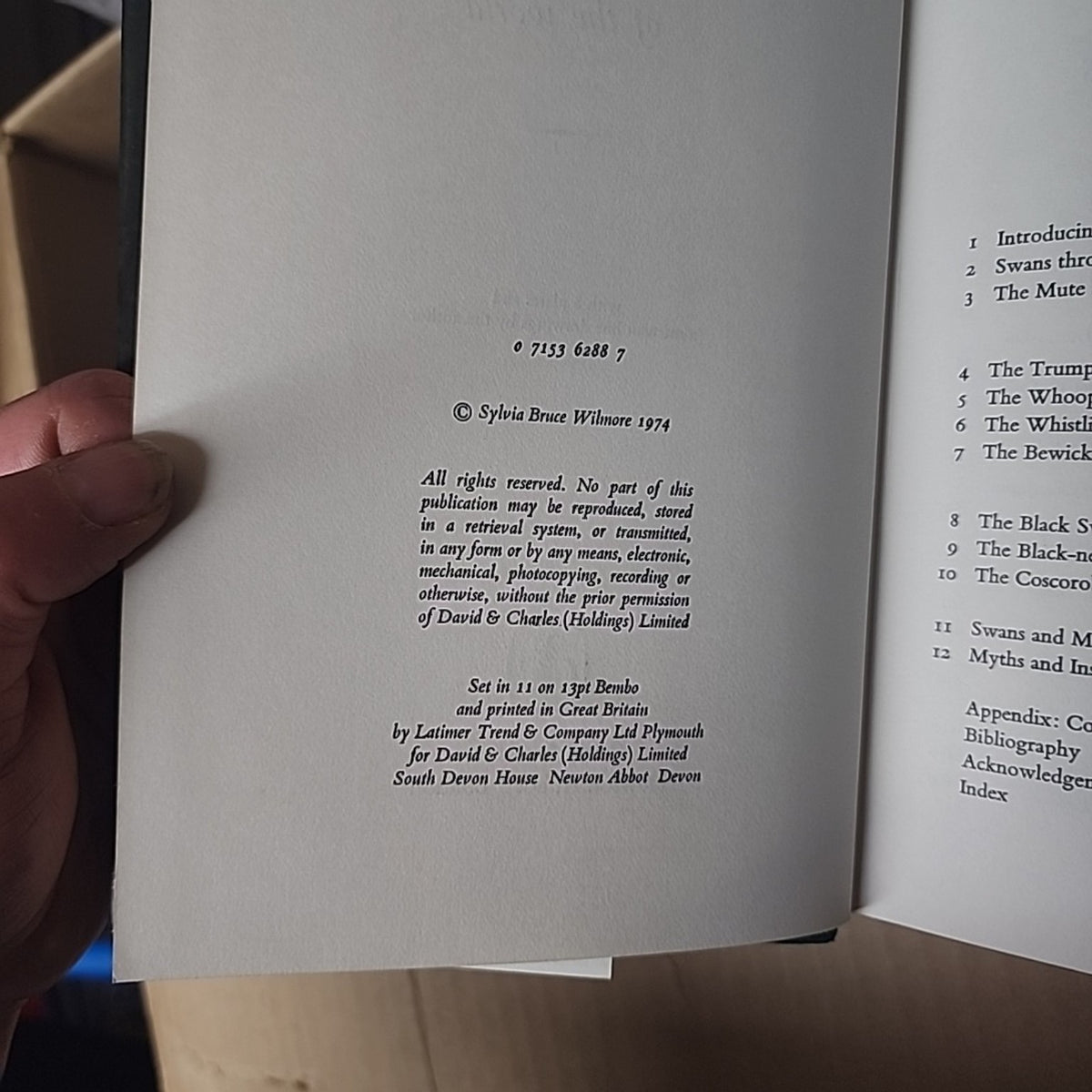 Swans of the World copyright page and ISBN 0715362887