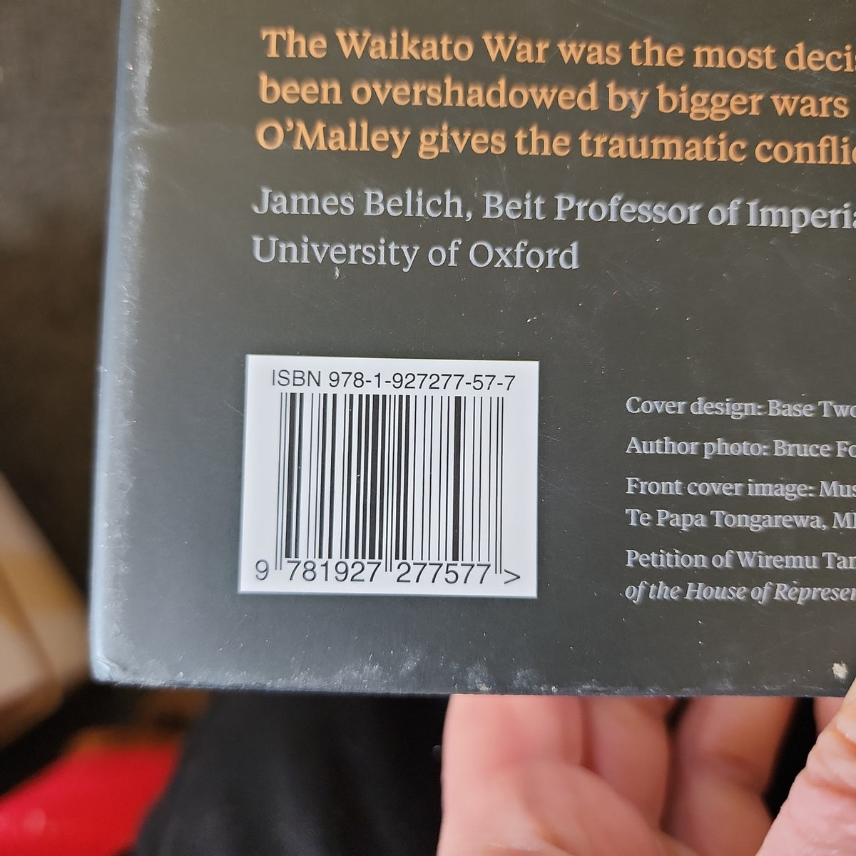 The Great War for New Zealand: Waikato 1800–2000 by Vincent O'Malley - ISBN and back cover