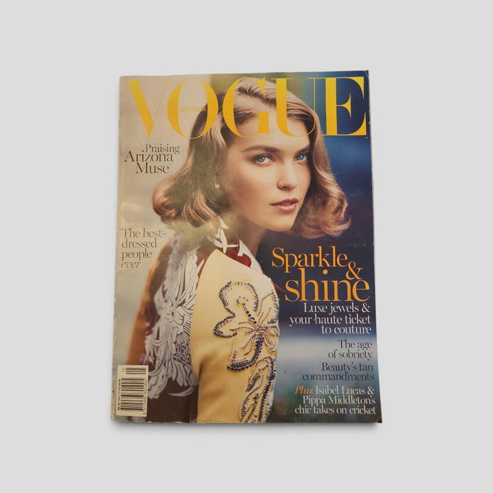 Vogue Australia Magazine — December 2013: Arizona Muse — front cover