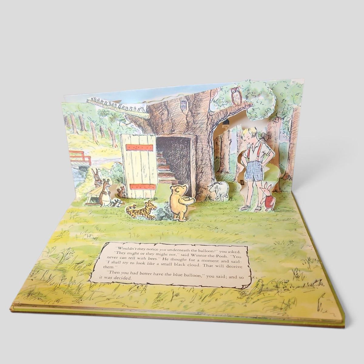 Winnie-the-Pooh and the Bees pop-up scene with Christopher Robin, Pooh and Piglet